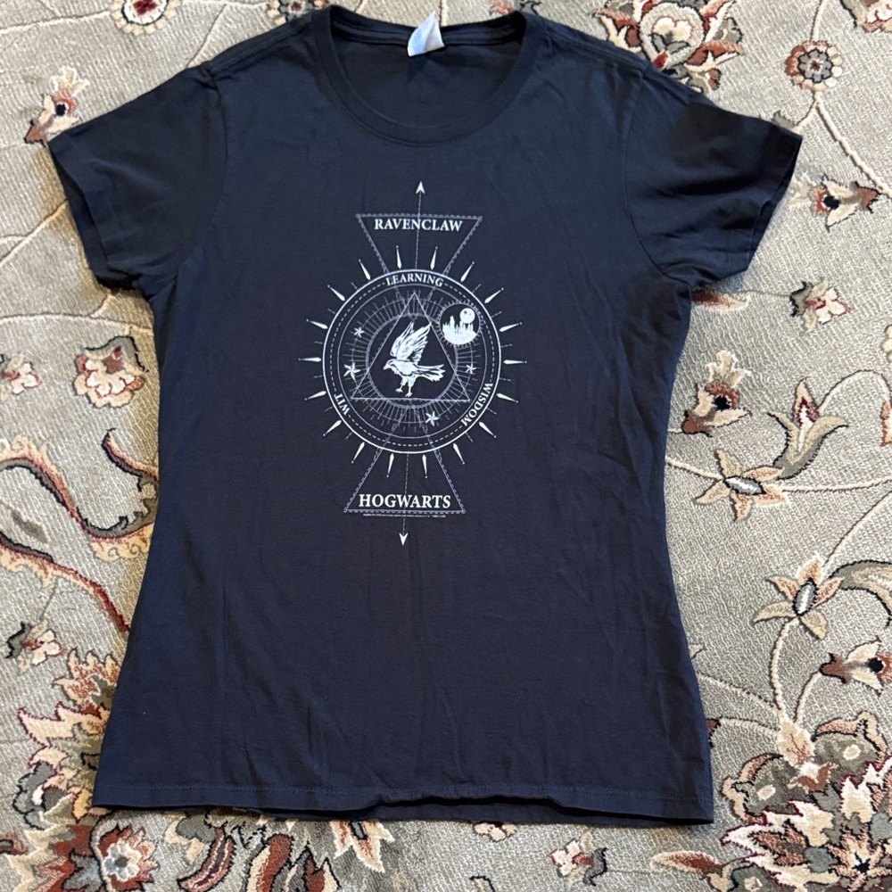 Port company Navy Graphic Tee size s